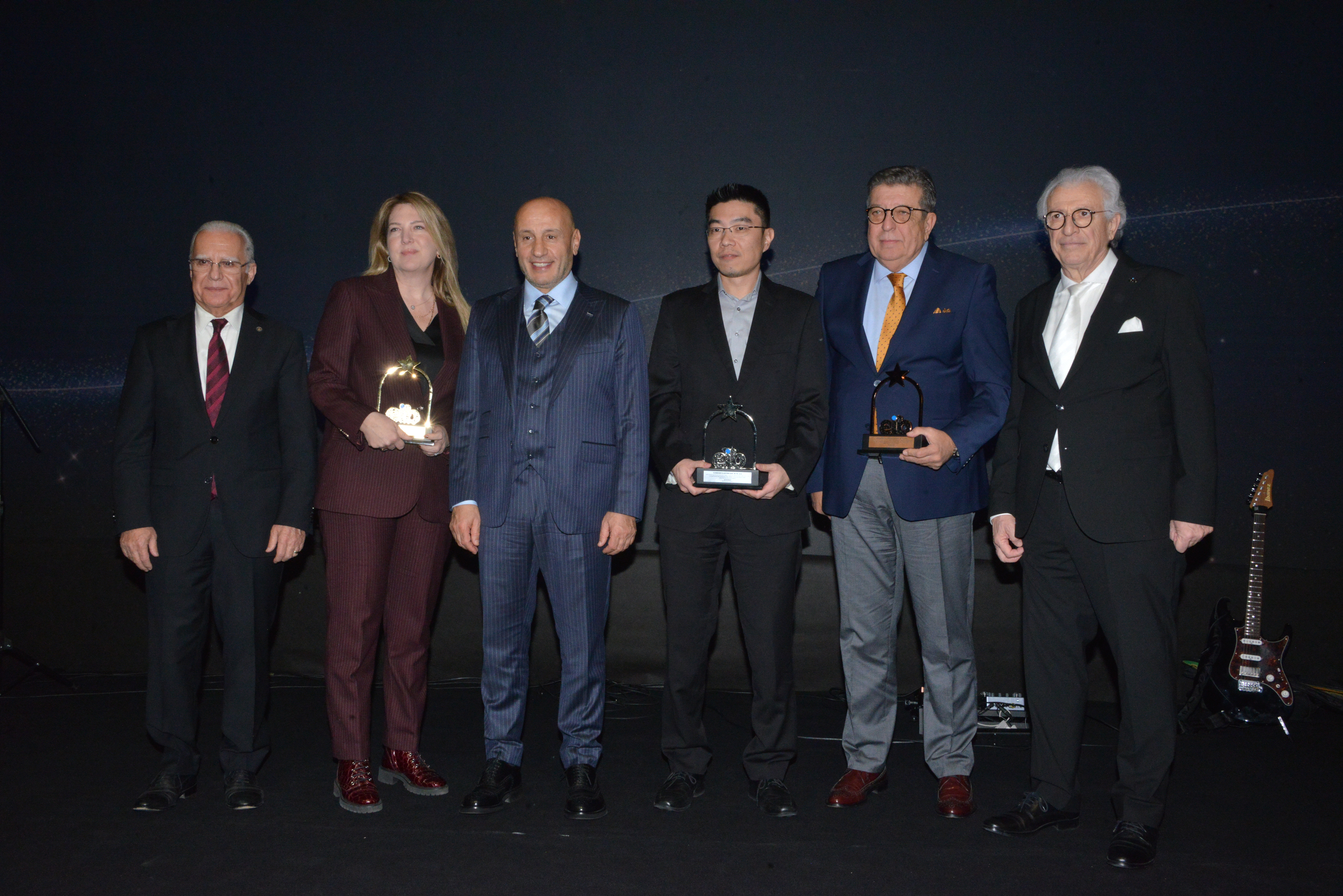 Ege İhracatçı Birliklerinden Uğur Soğutmaya İki Ödül